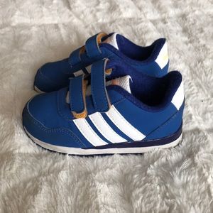 Little boy Adidas shoes size 7